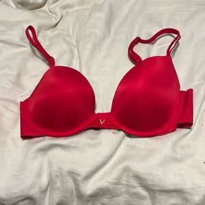 Sexy Illusions VS Push Up Bra